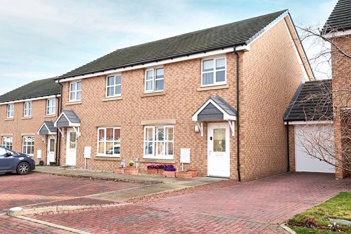 3 Bedroom Semi-Detached House For Sale In Charles Snedden Avenue, Bo'ness, EH51