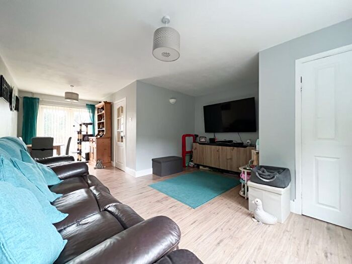 3 Bedroom Terraced House For Sale In Park Road, Leek, Jt., ST13