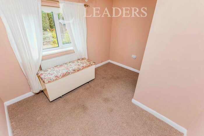 3 Bedroom Semi-Detached House To Rent In Lansbury Grove, Longton, Stoke-On-Trent ST3