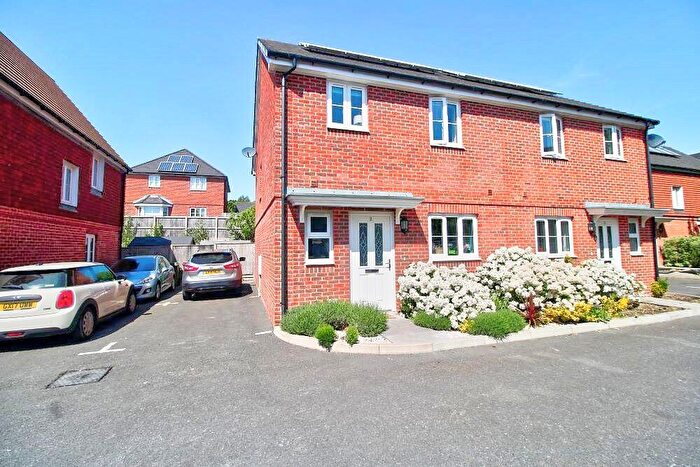 2 Bedroom Semi-Detached House For Sale In Herstmoncuex, BN27