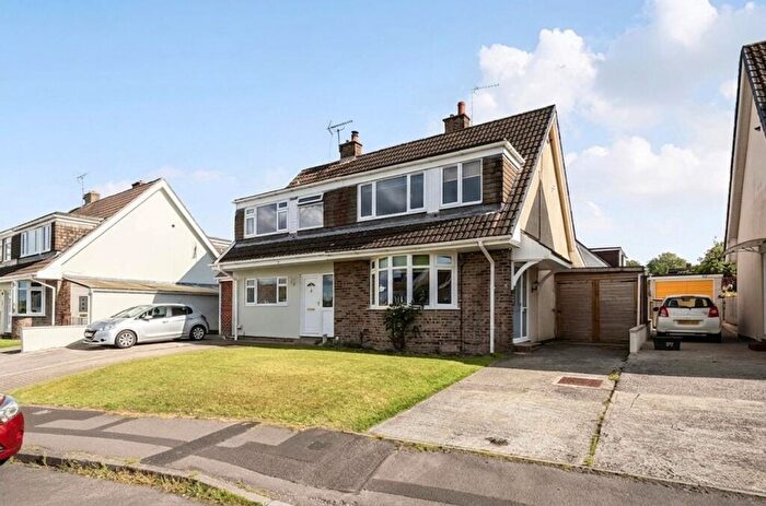 3 Bedroom House For Sale In St Andrews Road, Warminster, BA12