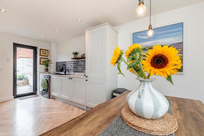 3 Bedroom Detached House For Sale In Ebony Court, Ewloe, CH5