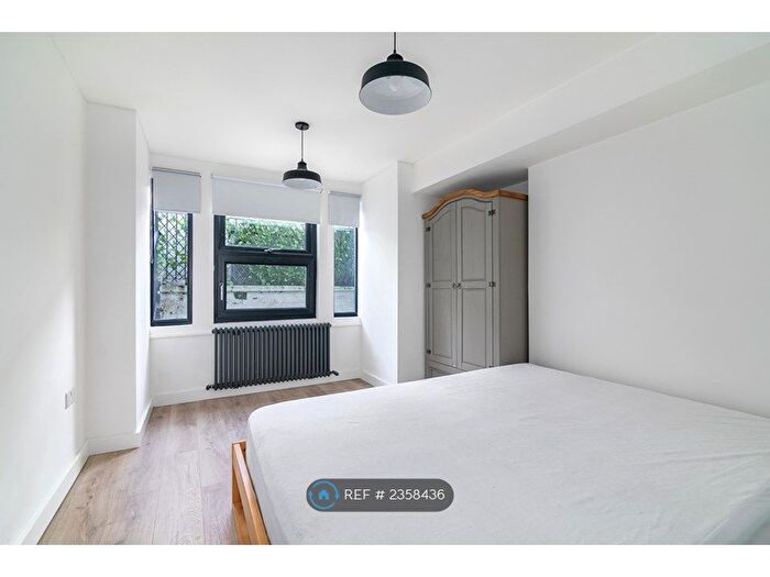 3 Bedroom Flat To Rent In Iverson Road, London, NW6