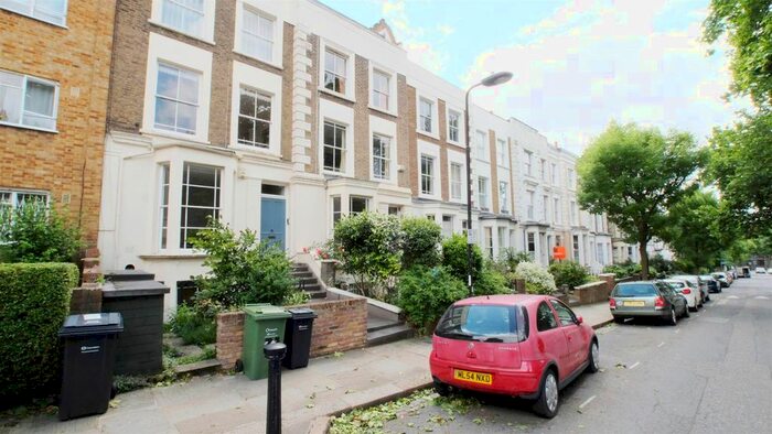 Studio To Rent In Leighton Grove, Kentish Town, NW5