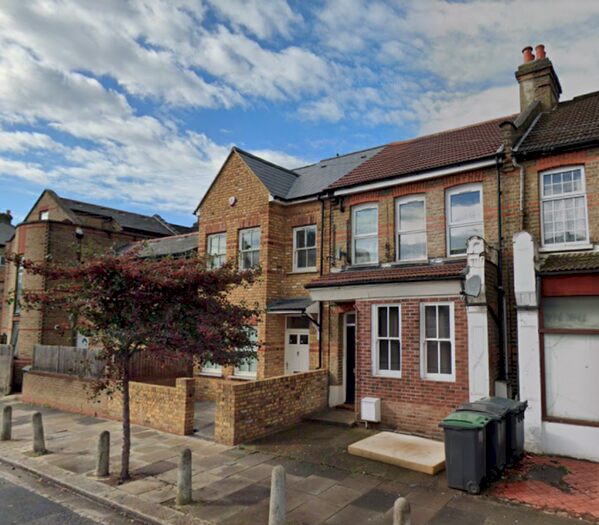2 Bedroom Flat To Rent In Eldon Road, Wood Green, London, N22