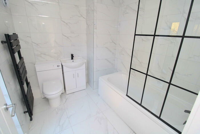 3 Bedroom Terraced House To Rent In High Street, Treorchy, CF42