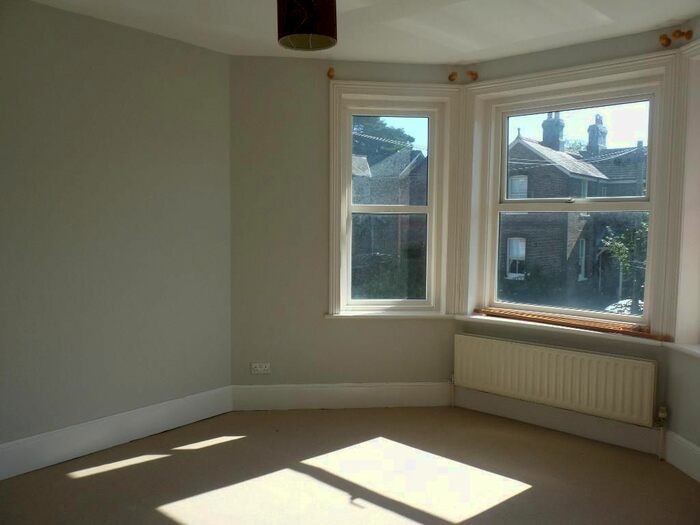 2 Bedroom Maisonette To Rent In Station Approach, Heathfield, TN21