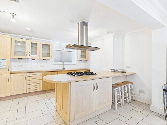 6 Bedroom Terraced House To Rent In Great College Street, Kemptown, Brighton, BN2