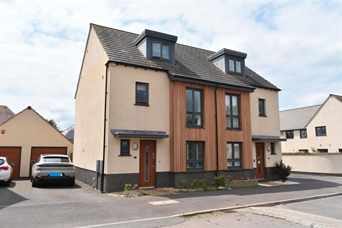 4 Bedroom Semi-Detached House To Rent In Alexander Road, Frenchay, Bristol, BS16