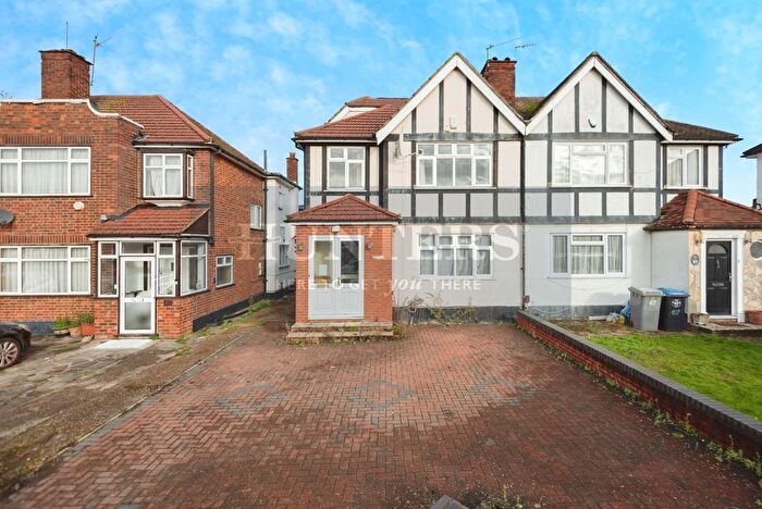4 Bedroom Semi Detached House For Sale In Ormesby Way, Harrow, HA3