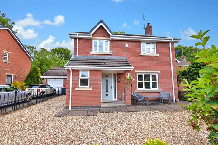4 Bedroom Detached House For Sale In Leighton Chase, Neston, CH64
