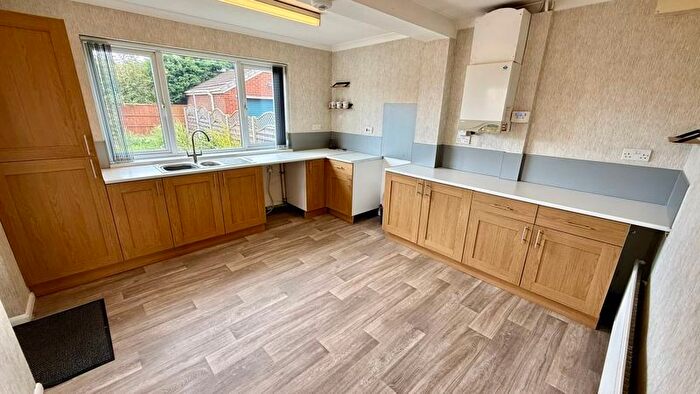 3 Bedroom Detached Bungalow For Sale In Jonquil Avenue, Scunthorpe, DN16