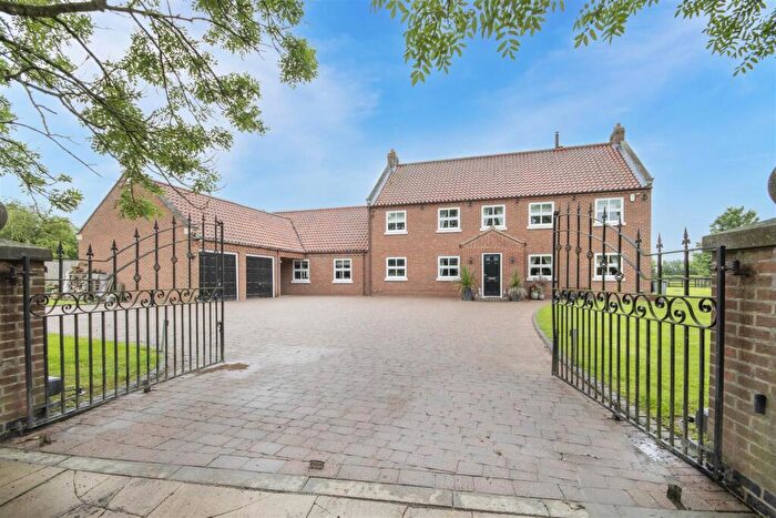 5 Bedroom Detached House For Sale In Highfield Lane, Trumfleet, Askern, Doncaster, DN6