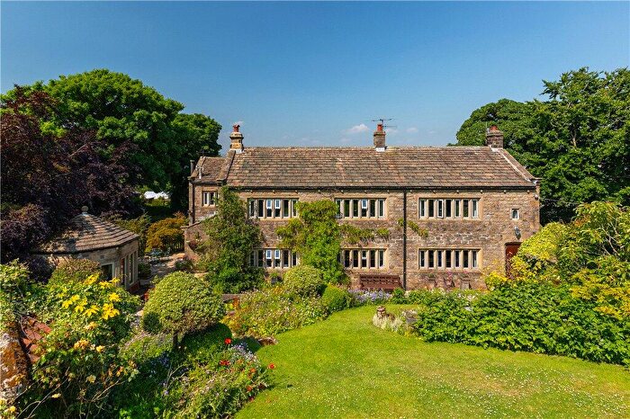 4 Bedroom Detached House For Sale In Moorside Lane, Addingham, Ilkley, West Yorkshire, LS29