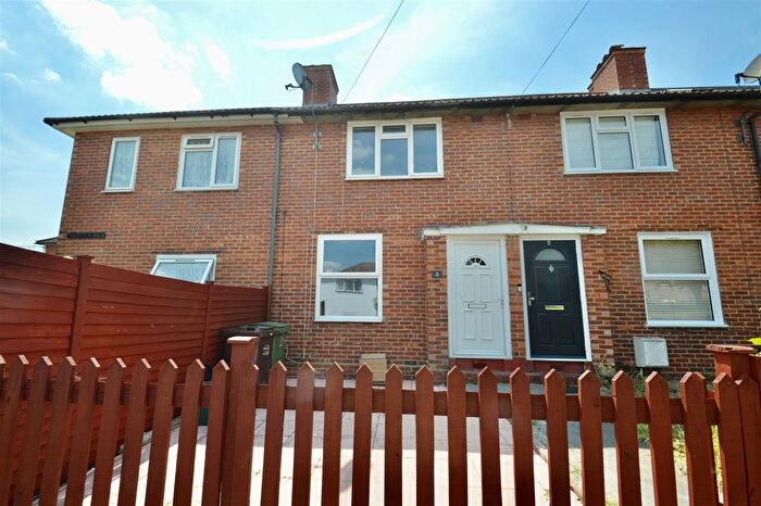 2 Bedroom Terraced House To Rent In Tavistock Walk, Carshalton, SM5