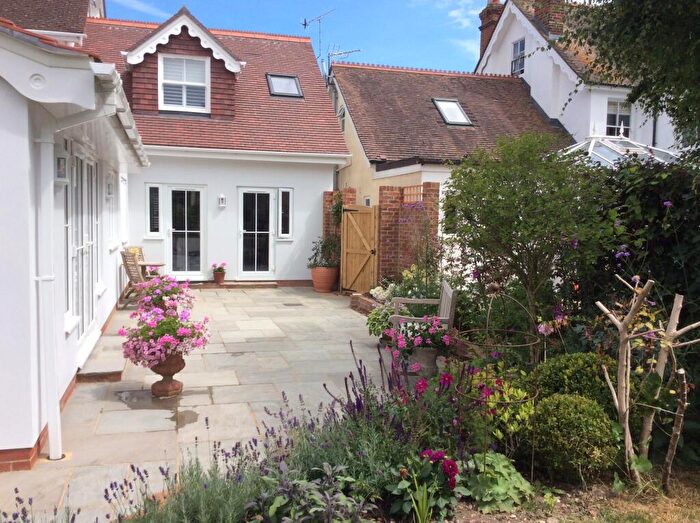 1 Bedroom Semi-Detached House To Rent In Chichester, West Sussex, PO19