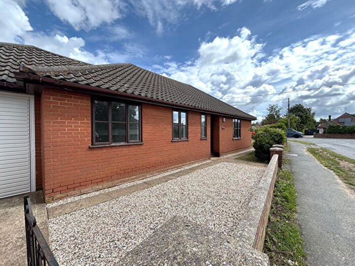 3 Bedroom Detached Bungalow To Rent In Penzance Road, Kesgrave, IP5