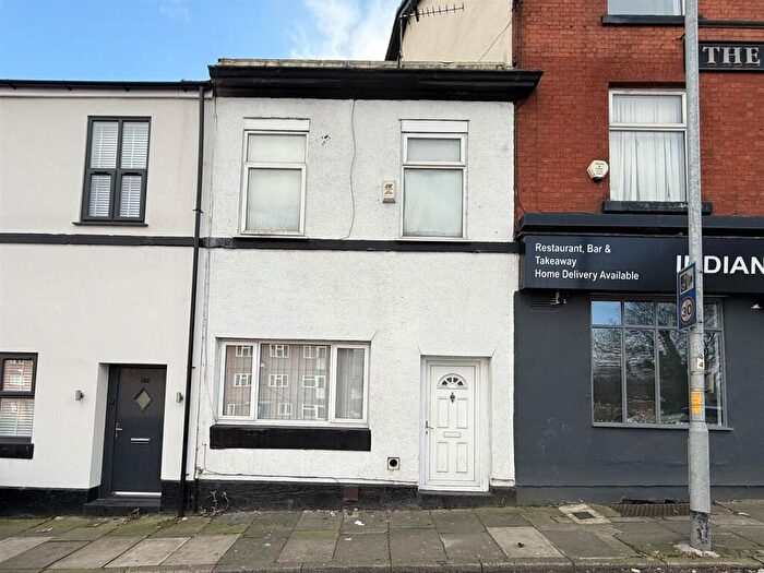 2 Bedroom Terraced House For Sale In High Street, Stalybridge, SK15