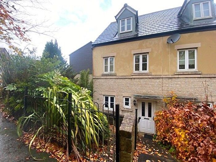 3 Bedroom Semi-Detached House To Rent In Treffry Road, Truro, TR1