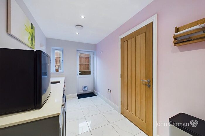4 Bedroom Detached House For Sale In Cedar View, Draycott-in-the-clay, DE6