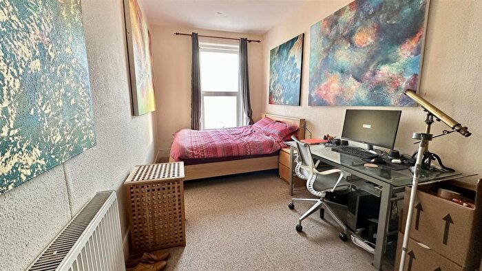 1 Bedroom Flat For Sale In Grand Parade, St. Leonards-On-Sea, TN38