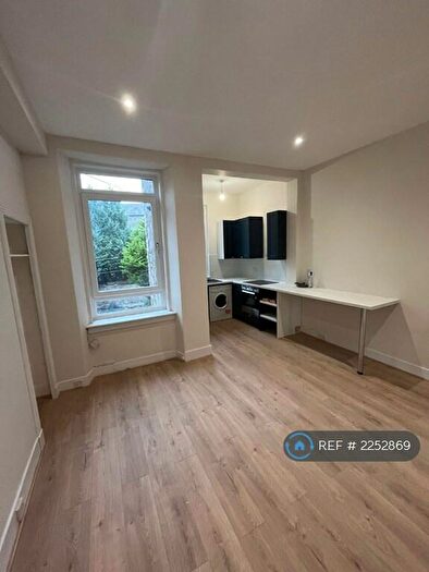 1 Bedroom Flat To Rent In Willowbank Road, Aberdeen, AB11