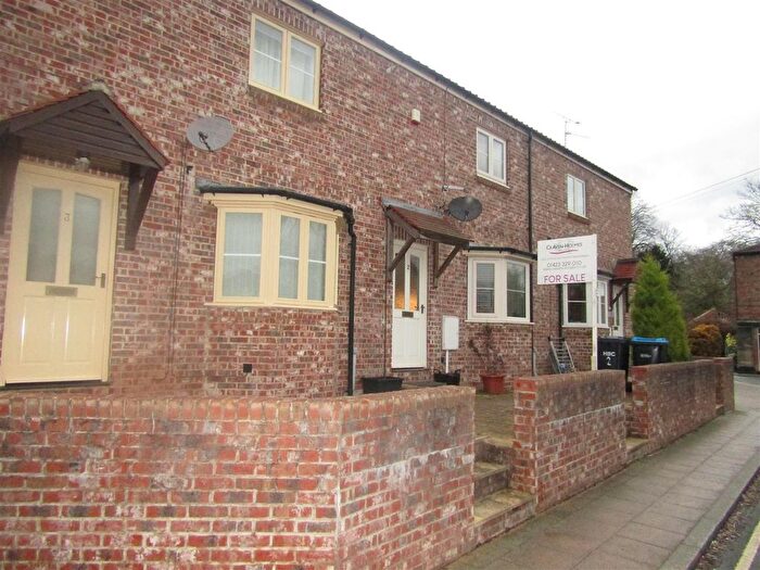 2 Bedroom Terraced House For Sale In Back Lane, Boroughbridge, York, YO51