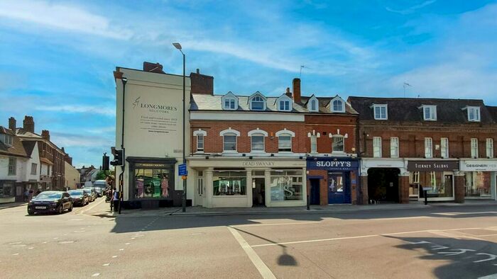 2 Bedroom Flat To Rent In Old Cross, Hertford, SG14