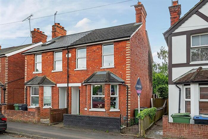 2 Bedroom House For Sale In Moorlands Road, Camberley, GU15