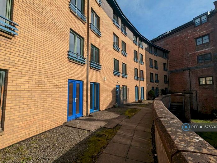 2 Bedroom Flat To Rent In Turnbull Street, Glasgow, G1