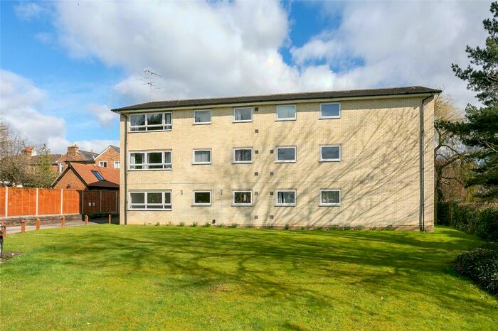 2 Bedroom Apartment To Rent In Fishery Road, Hemel Hempstead, HP1