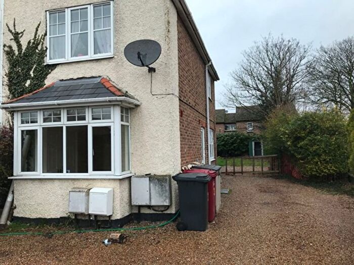 1 Bedroom Maisonette To Rent In Iona Crescent, Cippenham, Slough, SL1