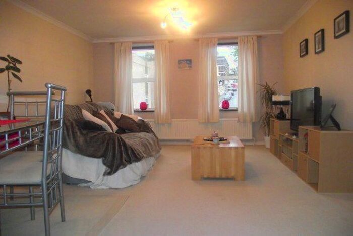 1 Bedroom Flat To Rent In Ravensbourne Road, Bromley, BR1