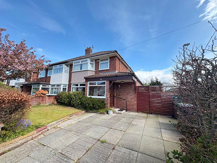 3 Bedroom Semi Detached House For Sale In Clent Avenue, Maghull, L31