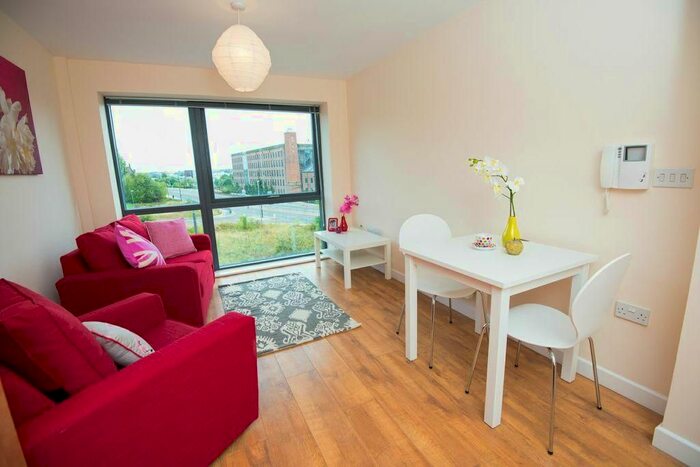 1 Bedroom Flat To Rent In East Street, Leeds, LS9