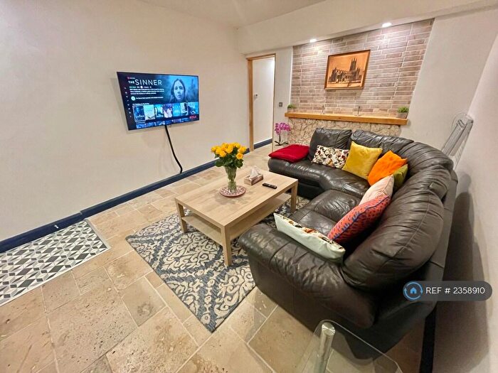 2 Bedroom End Of Terrace House To Rent In Hare Lane, Gloucester, GL1