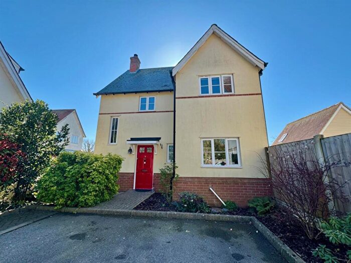 3 Bedroom Detached House For Sale In Kings Farm Meadow, Tillingham, Southminster, CM0