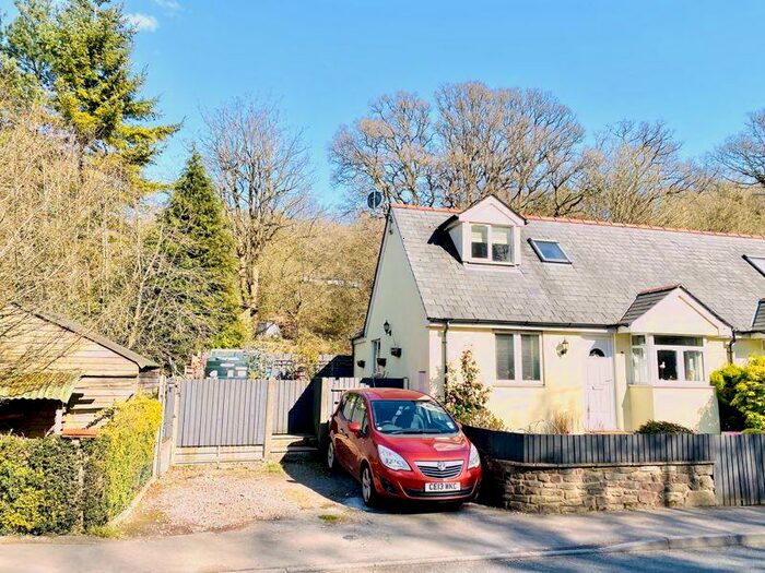 2 Bedroom Semi-Detached Bungalow For Sale In Whitecroft Road, Parkend, GL15