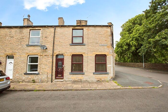 2 Bedroom Terraced House For Sale In St. Pauls Road, Halifax, HX1