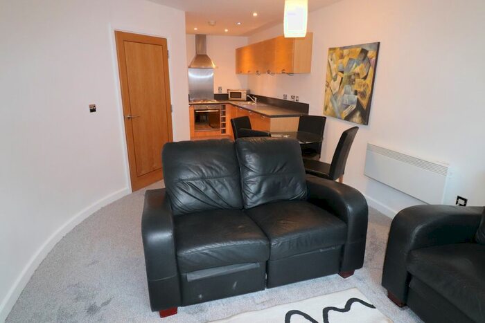 1 Bedroom Flat To Rent In George Street, Birmingham, B3