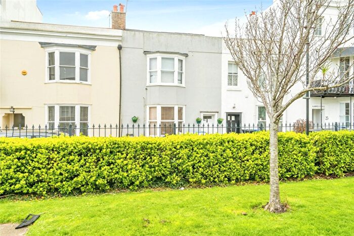 4 Bedroom Terraced House For Sale In The Steyne, Bognor Regis, West Sussex, PO21
