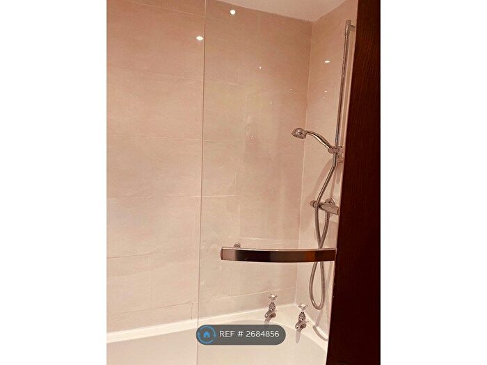 3 Bedroom Terraced House To Rent In Gaer Park Drive, Newport, NP20