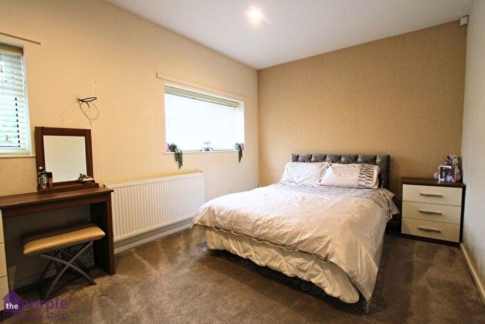 2 Bedroom Detached Bungalow For Sale In Staveley Avenue, Bolton, BL1