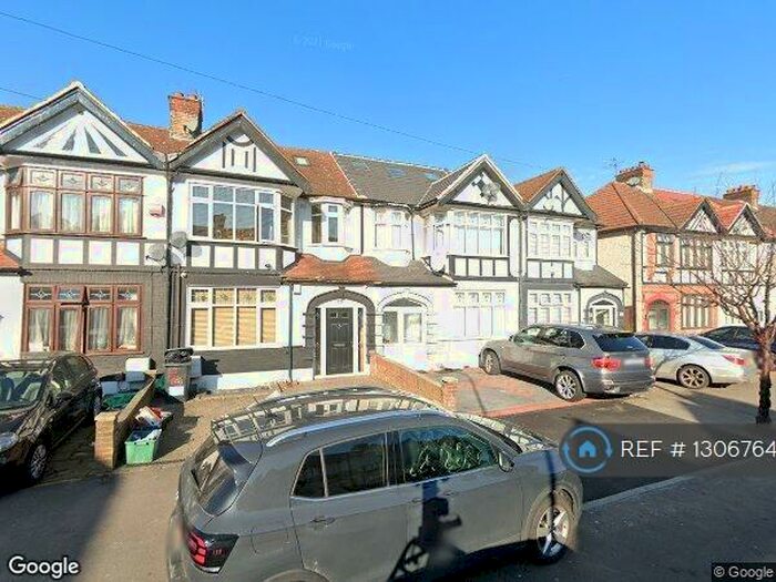 4 Bedroom Terraced House To Rent In Eccleston Crescent, Romford, RM6