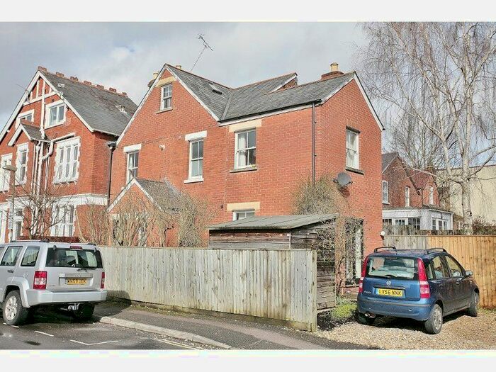 4 Bedroom Detached House To Rent In Warneford Road, Oxford, OX4