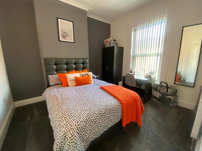 4 Bedroom House To Rent In Esher Road, Liverpool, L6