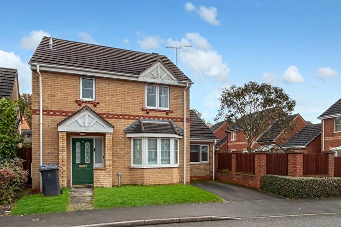3 Bedroom Detached House For Sale In Hallgate Close, Oakwood, Derby, Derbyshire, DE21
