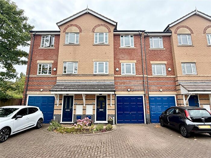 2 Bedroom Terraced House For Sale In Alexandra Road, Southport, PR9