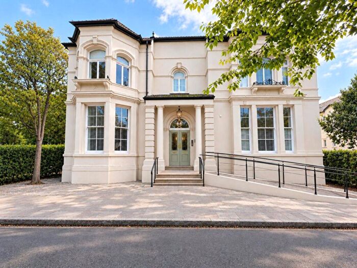 3 Bedroom Apartment To Rent In Ullet Road, Princes Park, Liverpool, Merseyside, L8