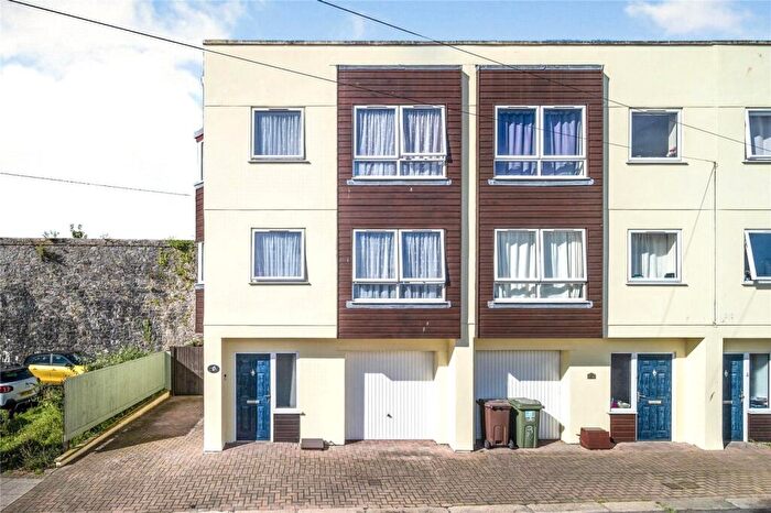 2 Bedroom End Of Terrace House For Sale In James Street, Devonport, Plymouth, Devon, PL1